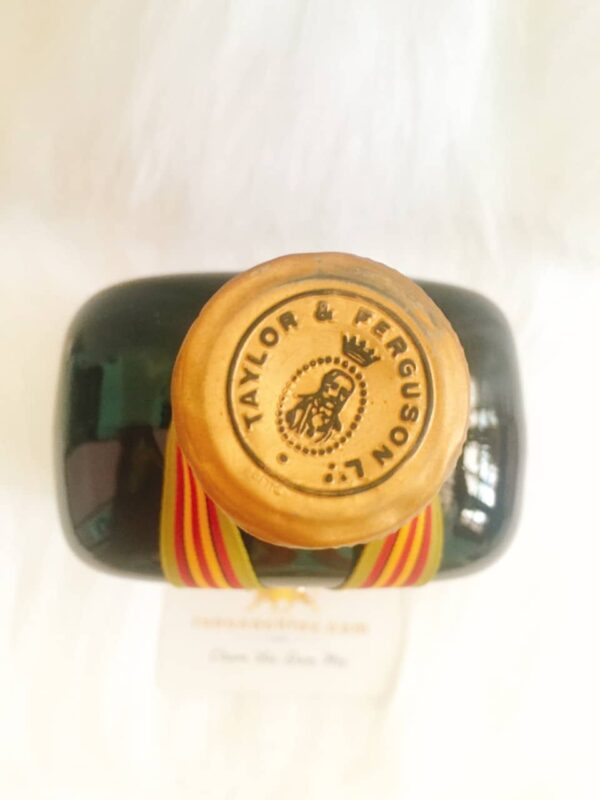 Rượu Scotch Ambassador 25 Năm (4)