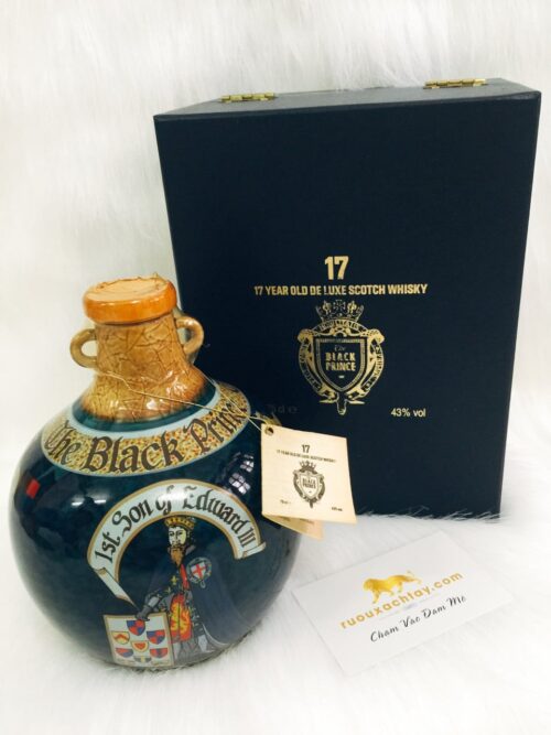 The Black Prince Rare Scotch Whisky 17 Year Old Decanter 11 The Black Prince - 17 Year Old Decanter (2)