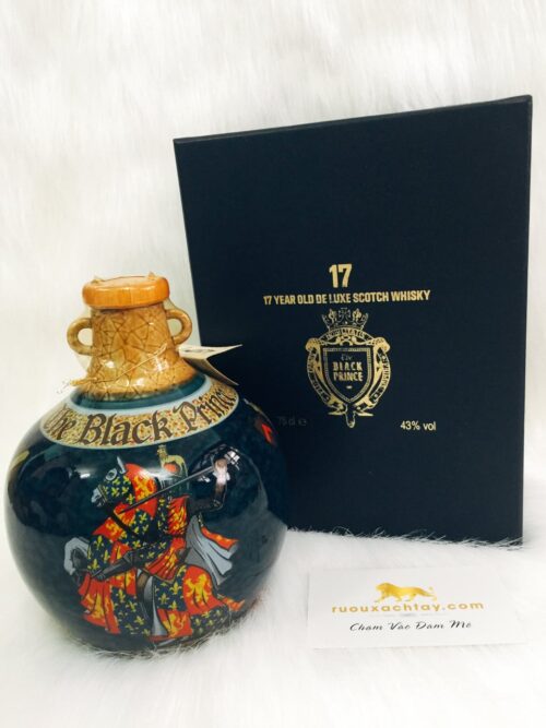 The Black Prince Rare Scotch Whisky 17 Year Old Decanter 9 The Black Prince - 17 Year Old Decanter (4)