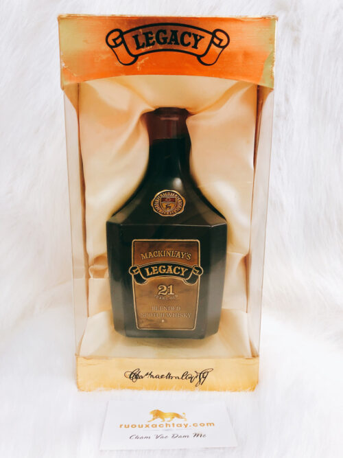 Mackinlay's Legacy 21yo Blended Scotch Whisky (4)