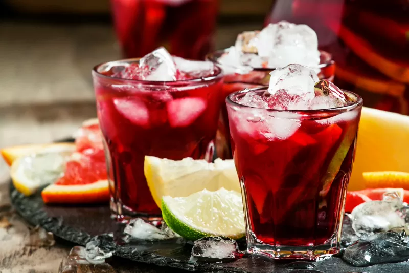Ý Tưởng Pha Chế Rượu Jagermeister Dễ Dàng 8 Jagermeister Sangria