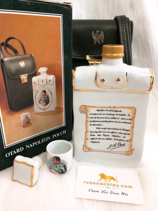 Otard Cognac Napoleon Pouch (4)