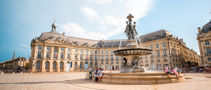 Khám Phá Vùng Rượu Vang Pháp: Từ Champagne Đến Languedoc 2 Bordeaux - Thủ phủ của rượu vang