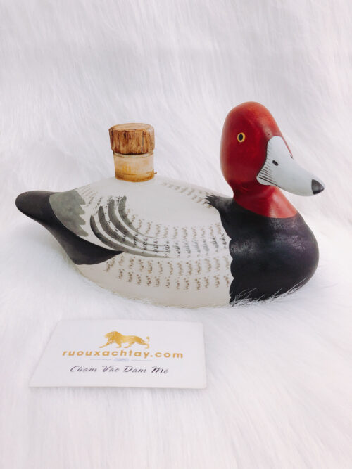 Suntory Crest Redhead Duck Decanter (2)