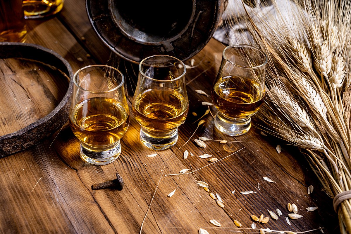 Tìm hiểu Giá rượu Whisky Việt Nam và giá trị 4 giá rượu Whisky Việt Nam