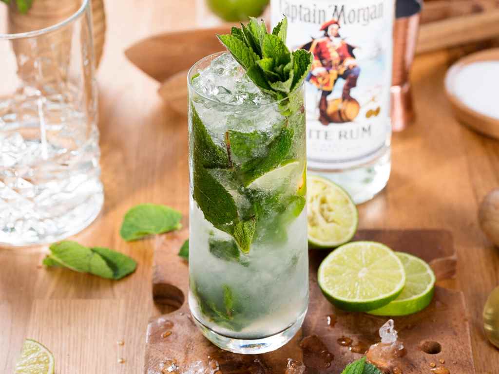 Rượu Rum pha Mojito: Công thức pha một ly Mojito hấp dẫn 3 rượu Rum pha Mojito