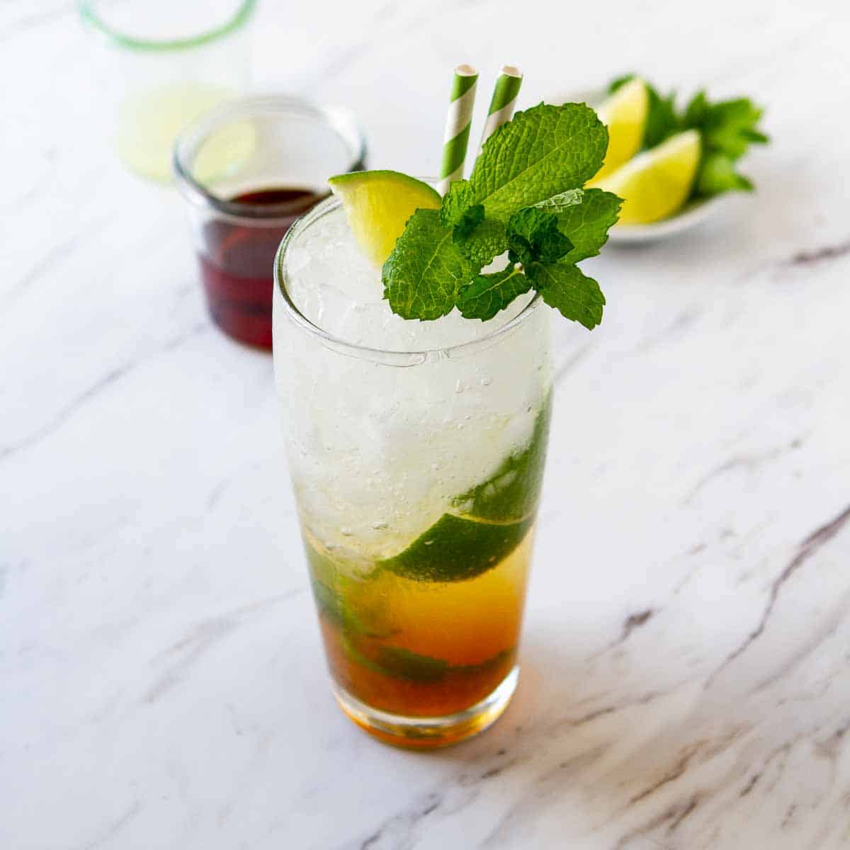 Rượu Rum pha Mojito: Công thức pha một ly Mojito hấp dẫn 4 rượu Rum pha Mojito