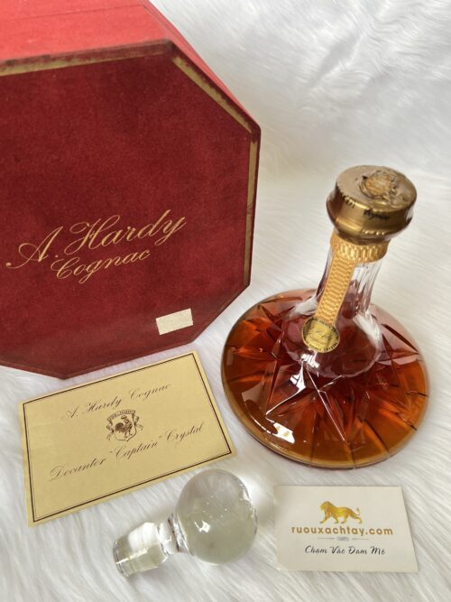Hardy Noces d'Or Captain's Decanter 10 A Hardy Noces dOr Captains Decanter 4