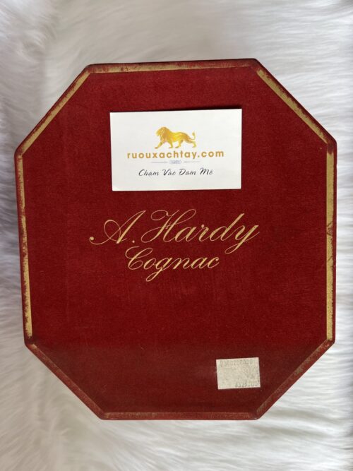 A Hardy Noces d'Or Captain's Decanter (5)