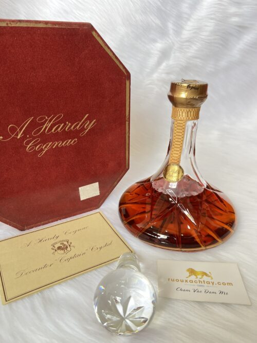 Hardy Noces d'Or Captain's Decanter 11 A Hardy Noces d'Or Captain's Decanter (7)