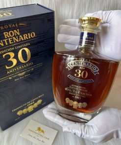 Centenario 30 Years Limited Edition Premium Rum (1)