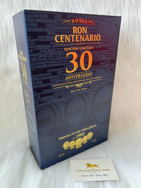 Centenario 30 Years Limited Edition Premium Rum (2)