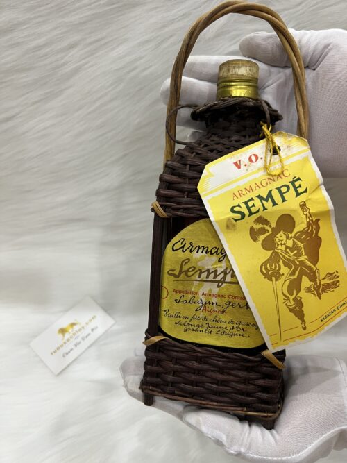 Sempe Grand Vieil Armagnac Wicker Basket with Musical Base 1950s (1)