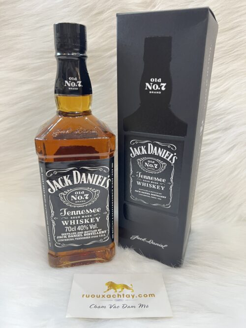 Jack Daniel's No 7 (1)