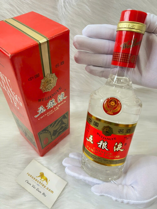 Rượu Ngũ Lương Dịch Thế Hệ Thứ 5 1997 (1)