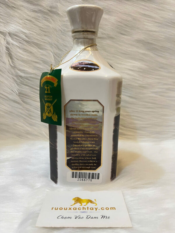 Scotch Whisky Claymore 21 Năm (4)