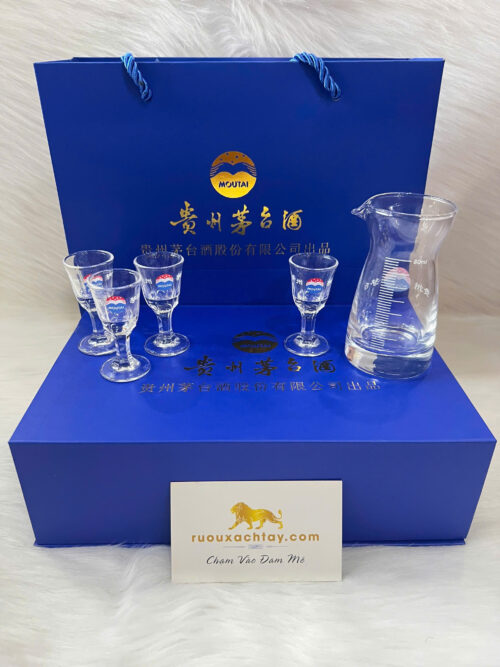 Bộ Ly Và Bình Chiết Để Uống Rượu Mao Đài 7 Bộ Ly Và Bình Chiết Để Uống Rượu Mao Đài (2)