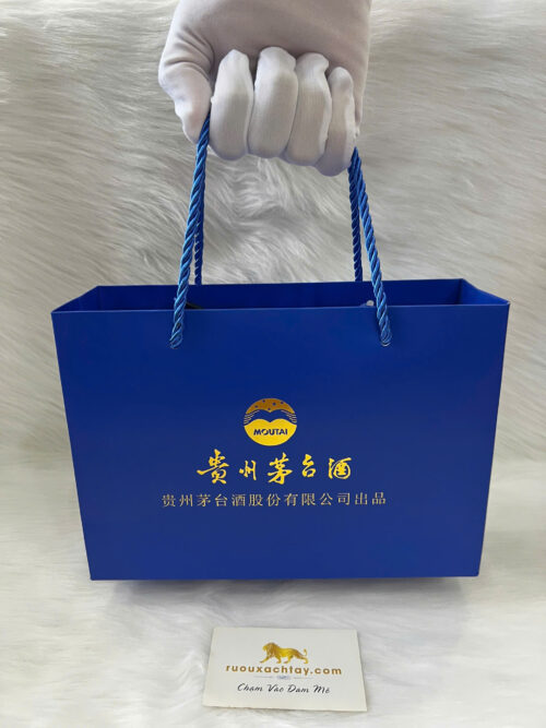 Bộ Ly Và Bình Chiết Để Uống Rượu Mao Đài (4)