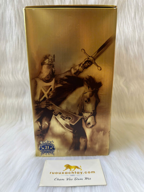 Quà Tặng Rượu Chivas Royal Salute 21 Năm (2)