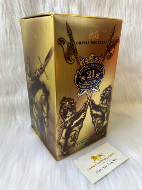 Quà Tặng Rượu Chivas Royal Salute 21 Năm (4)