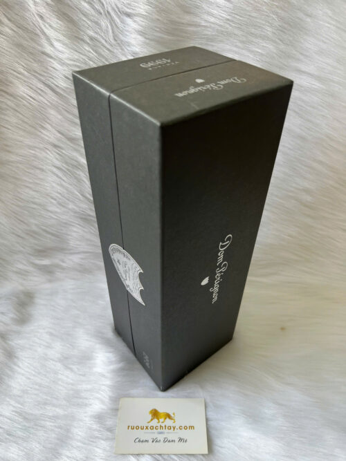 Rượu Champagne Dom Perignon Vintage 1999 7 Rượu Champagne Dom Perignon Vintage 1999 (3)