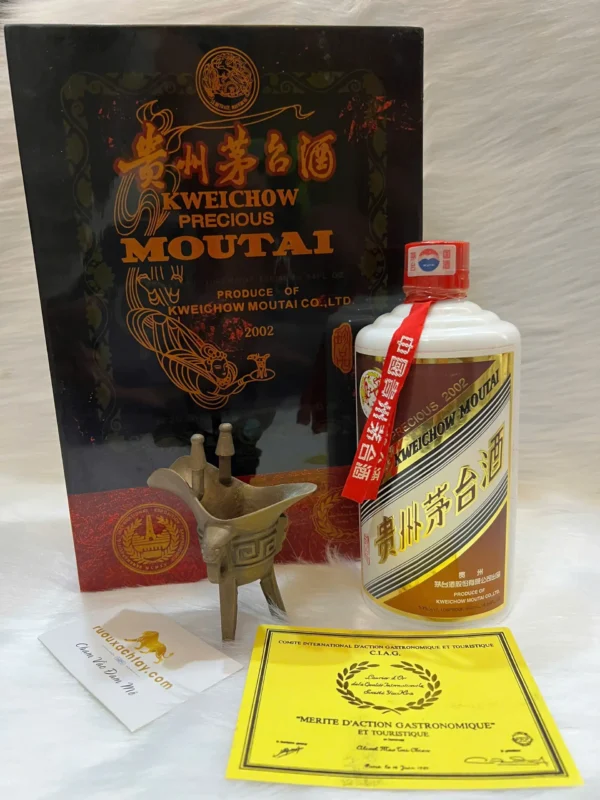 Mao Đài Phi Thiên Kho Báu 2002 (4)