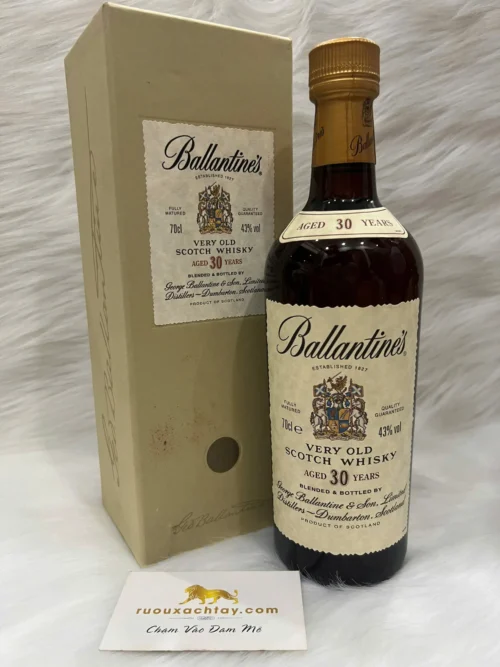 Ballantines Scotch Whisky 30 Year Old Bottled 1990s (2)