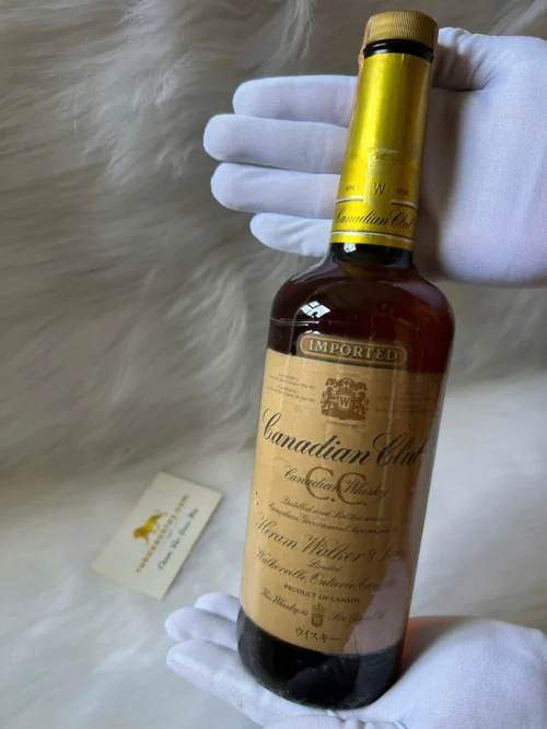 Canadian Club Whisky 1983 75cl (1)