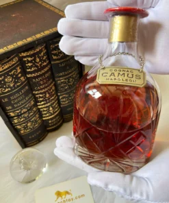 Cognac Camus Napoleon Baccarat Decanter (1)