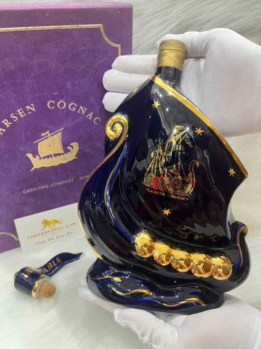 Cognac Larsen Viking Ship Blue (1)