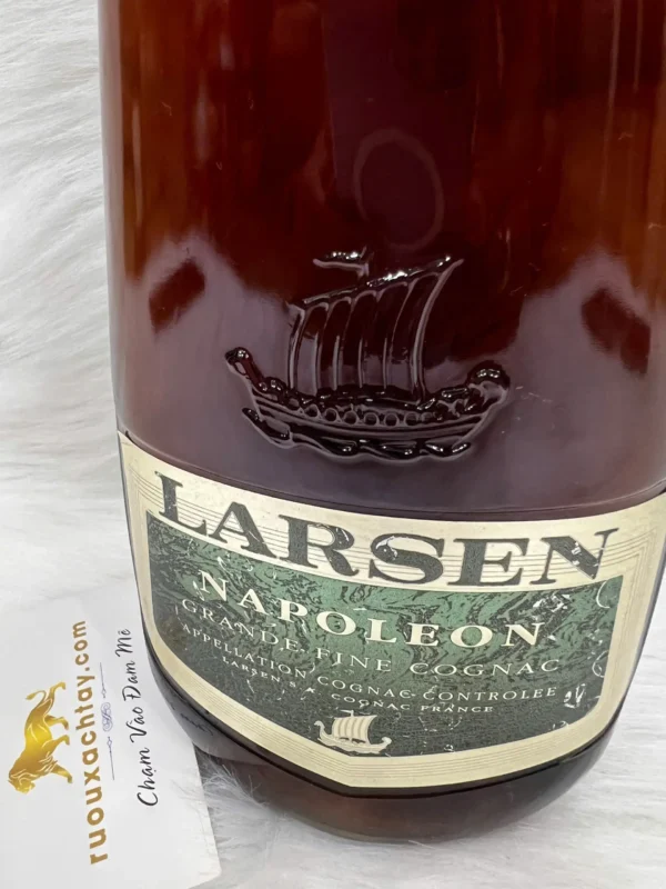 Larsen Napoleon (3)