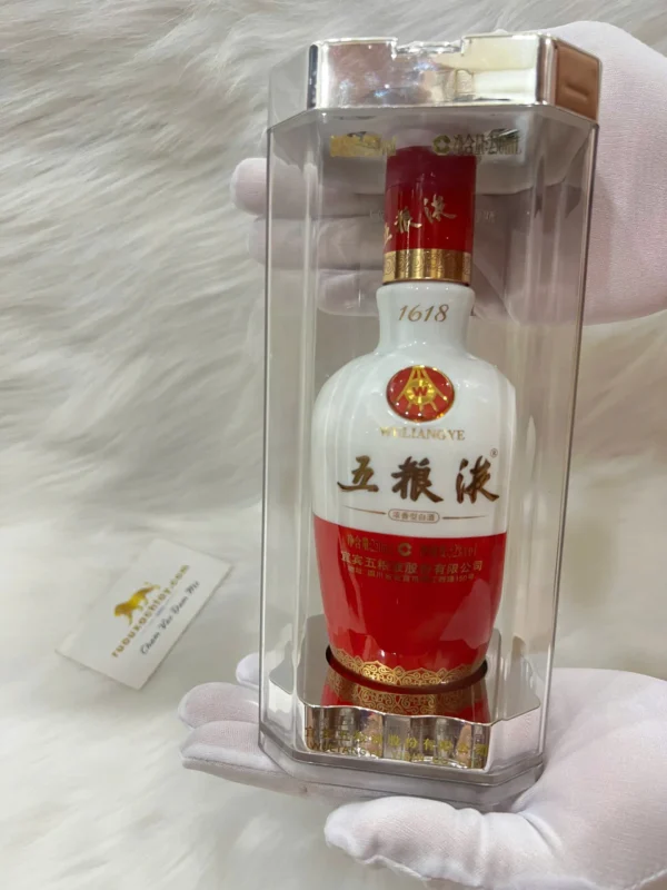 Ngũ Lương Dịch 1618 250ml (1)