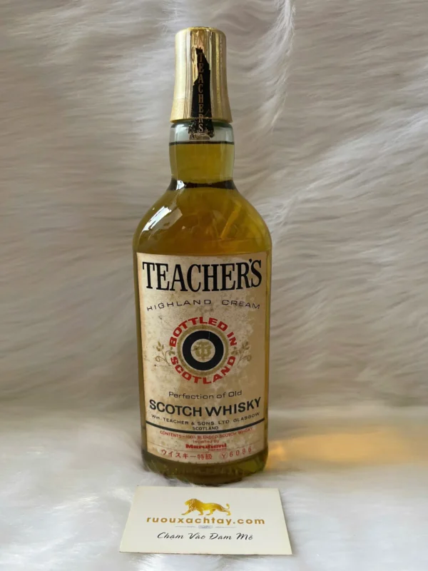 Teacher's Highland Cream Blended Scotch Whisky 1970s (2)