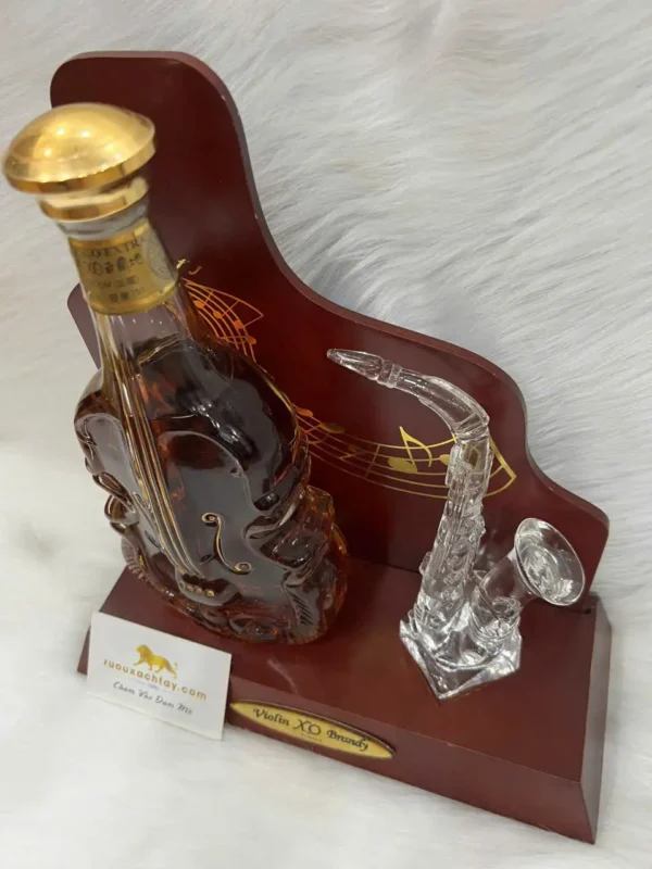 Violin Brandy XO (2)