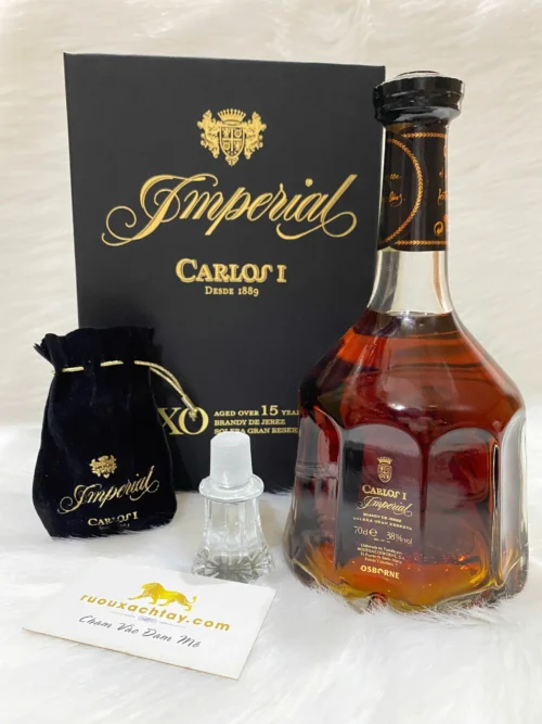 Brandy De Jerrez Carlos I Imperial Solera Gran Reserva (2)