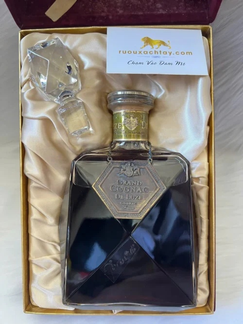 Cognac De Luze Grand Cognac Baccarat Decanter (4)