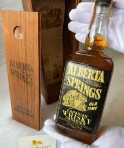 Alberta Springs Old Time Canadian Whisky 1974 (1)