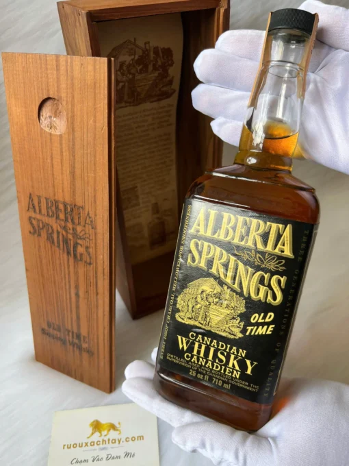 Alberta Springs Old Time Canadian Whisky 1974 (1)