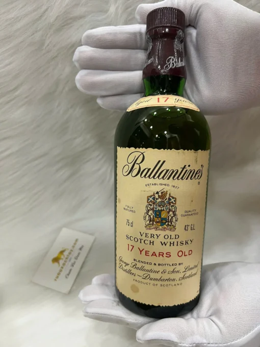 Ballantines 17 year old 1970s (1)