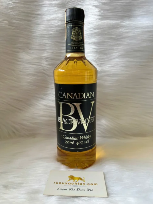 Black Velvet Canadian Whiskey 1982 (4)