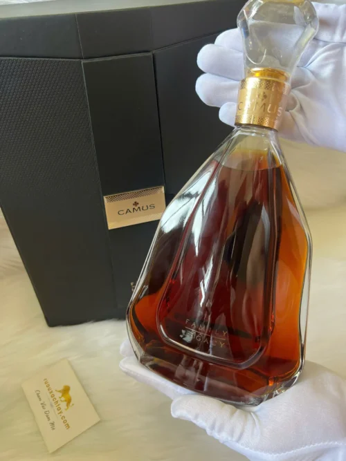 Camus Cognac Family Legacy France 750ml (1)