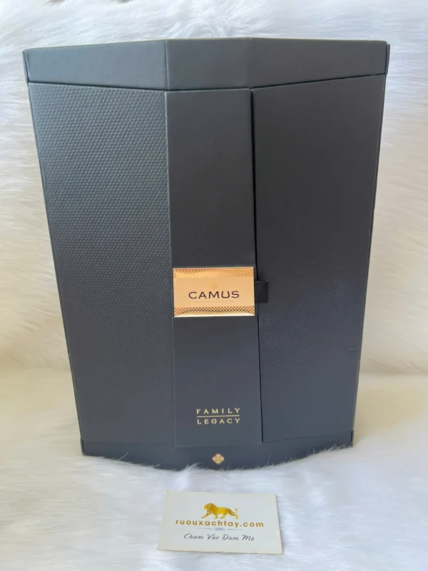 Camus Cognac Family Legacy France 750ml (3)