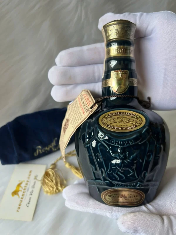 Chivas 21 Đít Lõm 375ml 40% Màu Xanh Biển (2)