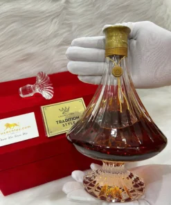 Crownvive Tradition Style Crystal Decanter (1)