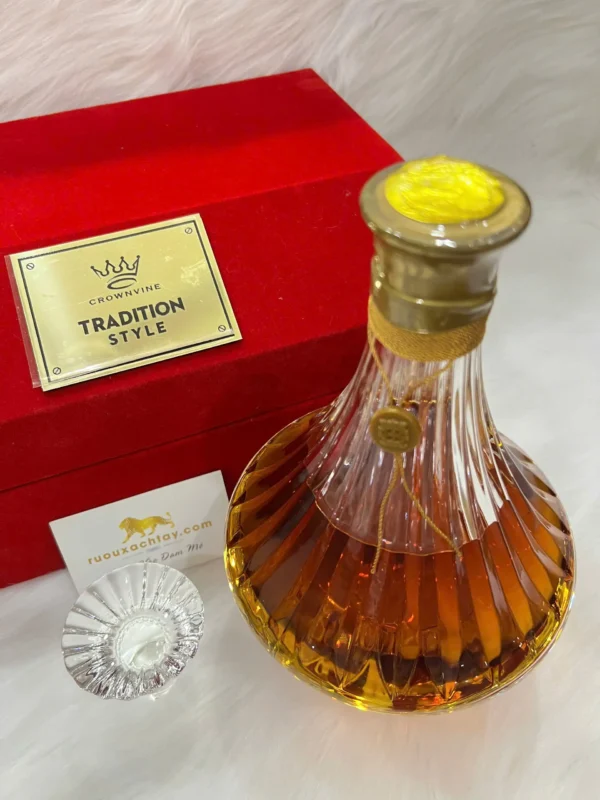 Crownvive Tradition Style Crystal Decanter (4)