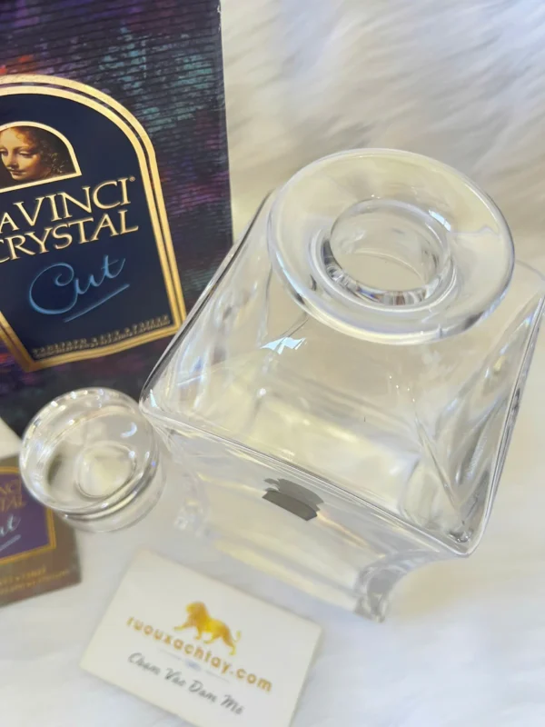 Davinci Crytal Cut Whisky Decanter (2)