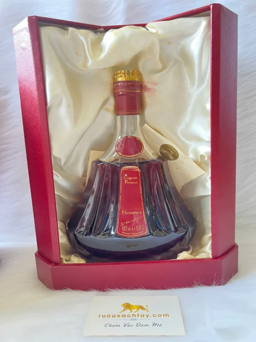 Hennessy Paradis 1990s Bottle 750ml 9 Hennessy Paradis 1990s Bottle 750ml (4)