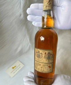 Highland Queen Scotch Whisky 1950s (1)