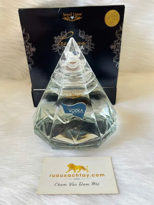 Jewel Lines Precious Vodka 700ml (1)