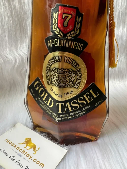McGuinness Gold Tassel Blended Canadian Whisky 1976 (3)